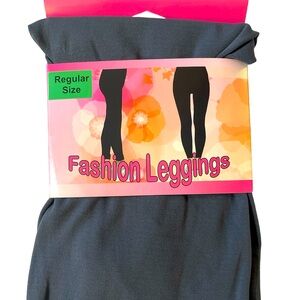Gray High Waisted Fashion Leggings regular Size - NWT